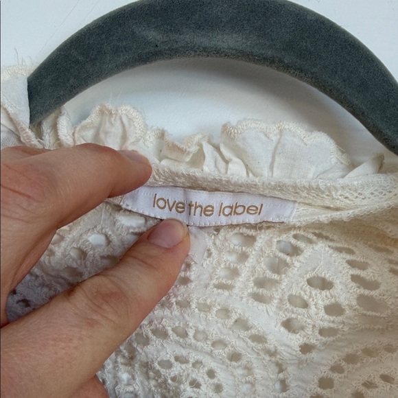 Love The Label Chic White Lace Blouse - Picture 3 of 10